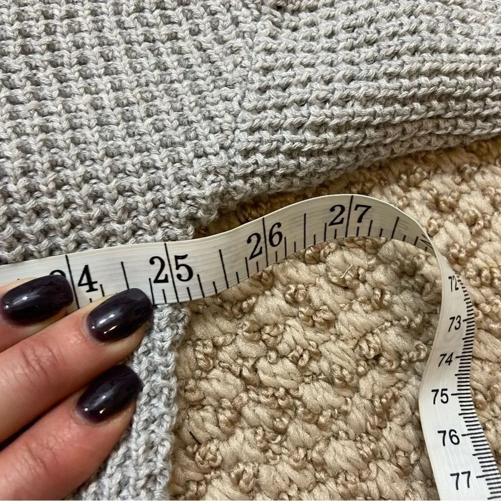 Ladies Grey Cross Back Hollowed-Out Sweater Size XL‎